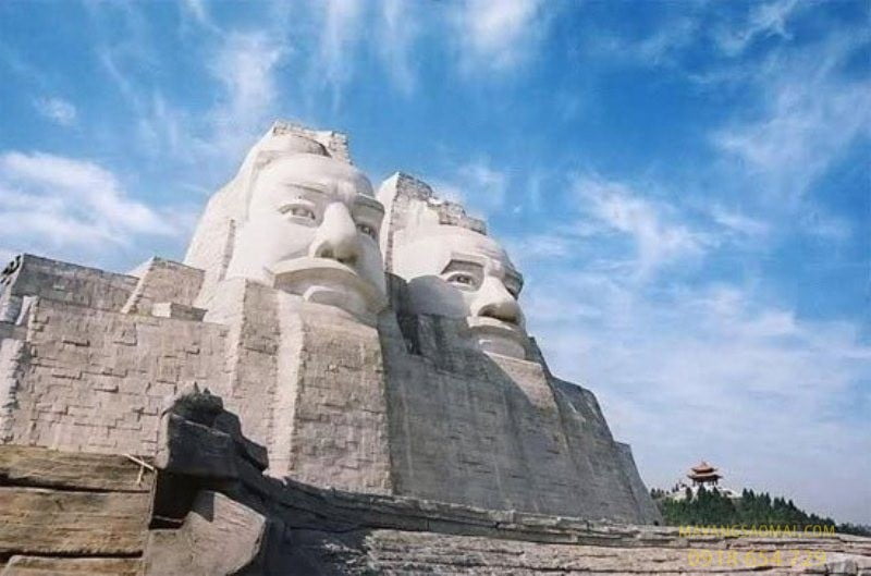 Danh sách những bức tượng lớn những trên thế giới