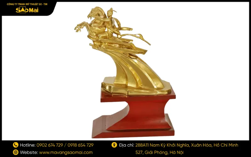 Tượng Thánh Gióng đồng kết hợp đế gỗ